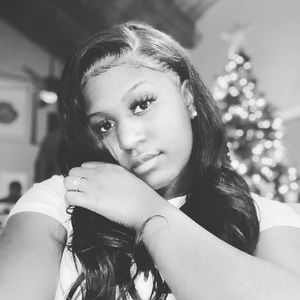 Meet your Posher, Keena